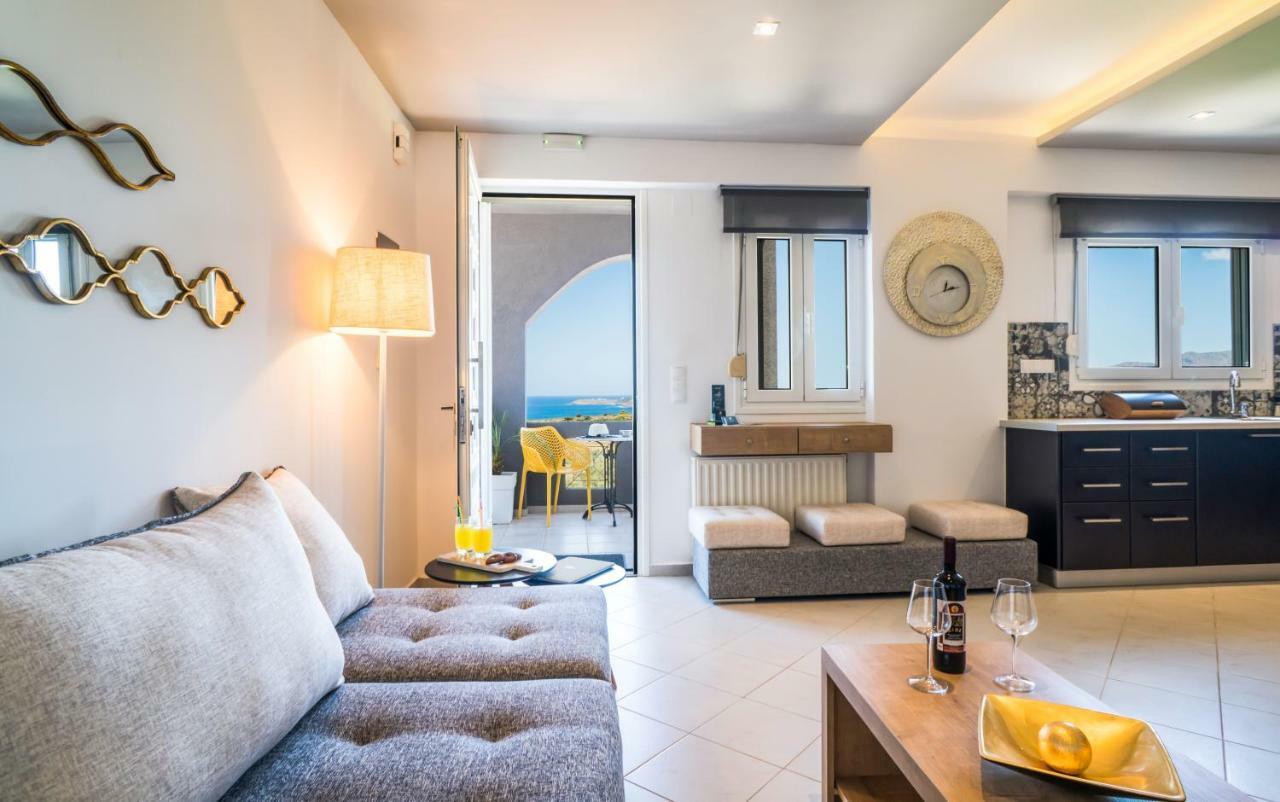 Talos Luxury Suites Kounoupidhianá Extérieur photo