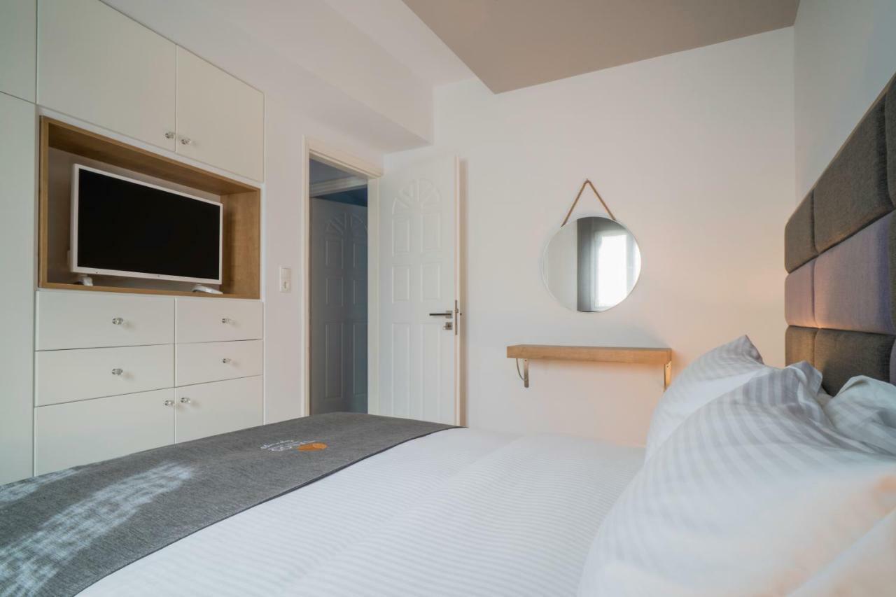 Talos Luxury Suites Kounoupidhianá Extérieur photo